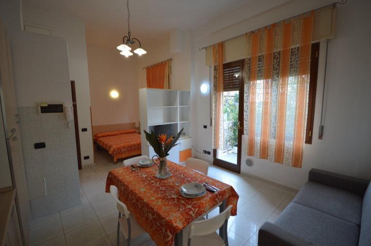 Riva Beach Apartment Riva Ligure Eksteriør billede